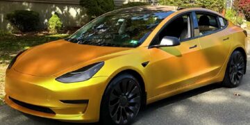 Tesla Model 3 Yellow Wrap