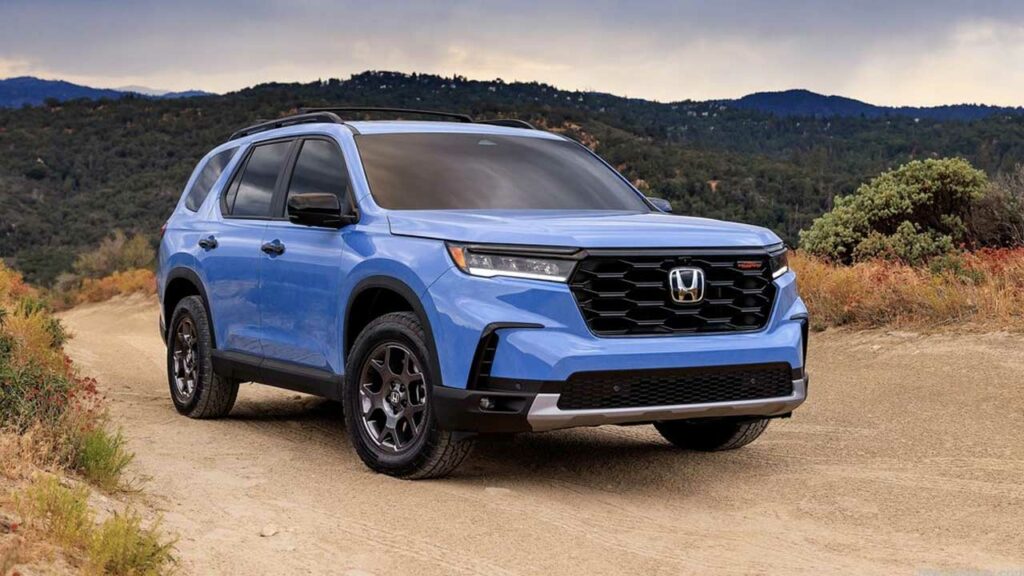 2023 Honda Pilot Front Three Quarters