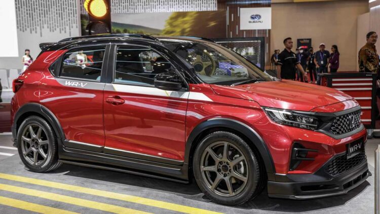 2023 honda wr-v modified-giias front three quarters