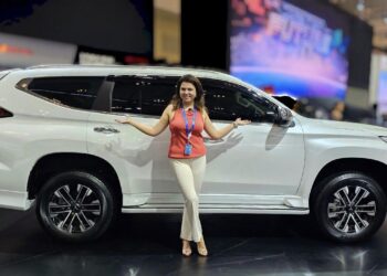 Mitsubishi Pajero Sport Ford Endeavour Rival