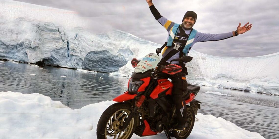 bajaj dominar antarctica ride