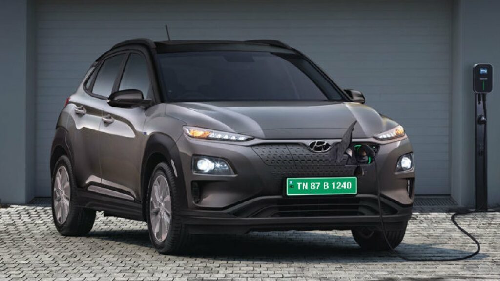 Hyundai Kona Electric Front Three Quarters