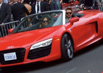 Robert downey jr audi r8 tony stark