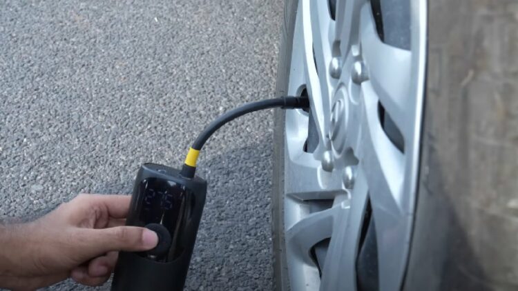 Top 5 Budget Gadgets for your Car