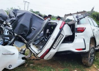 Toyota Fortuner High Speed Crash Overspeeding