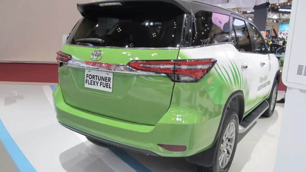 Toyota Fortuner Flex Fuel Bioethanol Rear Three Quarters