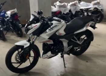 2023 Bajaj Pulsar N150 Leaked