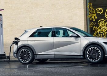 5 Cheapest Electric Cars with 500 km Range