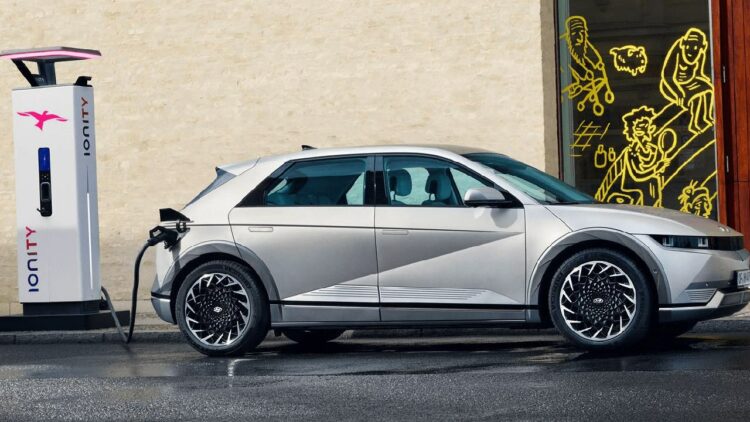 5 Cheapest Electric Cars with 500 km Range