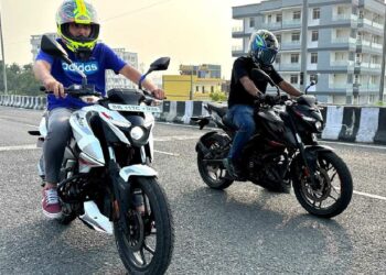 Bajaj Pulsar N150 vs N160 Drag Race