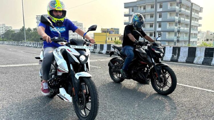 Bajaj Pulsar N150 Vs N160 Drag Race