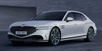Genesis G90 Front Three Quarters