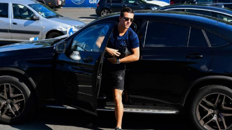 Tottenham Hotspur vs Liverpool Players' Cars