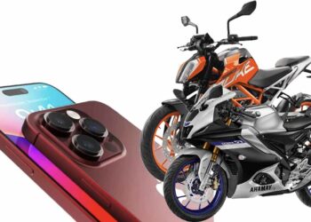 iPhone 15 ktm duke 200 yamaha r15 v4