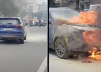 Mahindra XUV700 Catches Fire