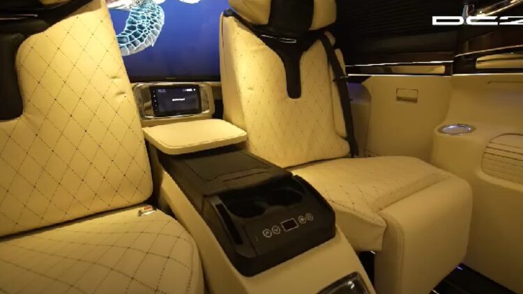 Modified Kia Carnival Dc Design Like Mercedes V class