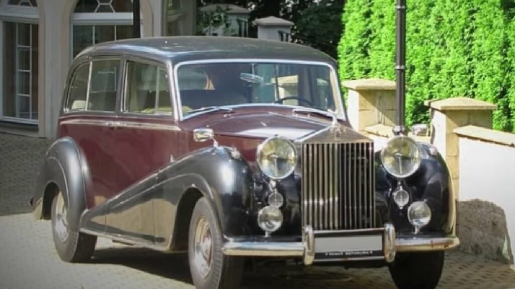 Rolls Royce Phantom lV