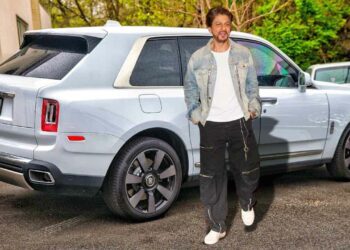 shahrukh khan rolls royce cullinan black badge