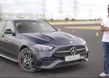 Narain Karthikeyan Mercedes C-Class