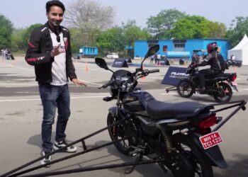 Bajaj Platina 110 ABS vs Non-ABS Brake Test