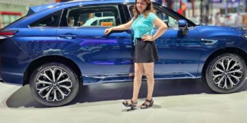 Indian Vlogger Details Honda UR-V