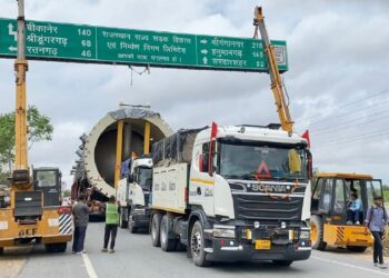 India's Longest Truck