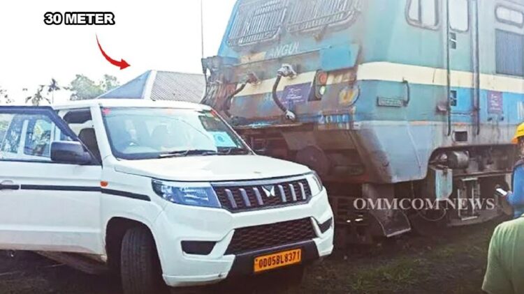 Mahindra Bolero Hit by Train