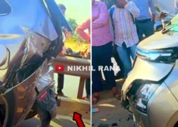 MG Comet Hits Toyota Innova Crysta