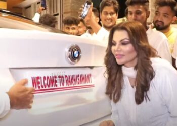 Rakhi Sawant Gets BMW X6