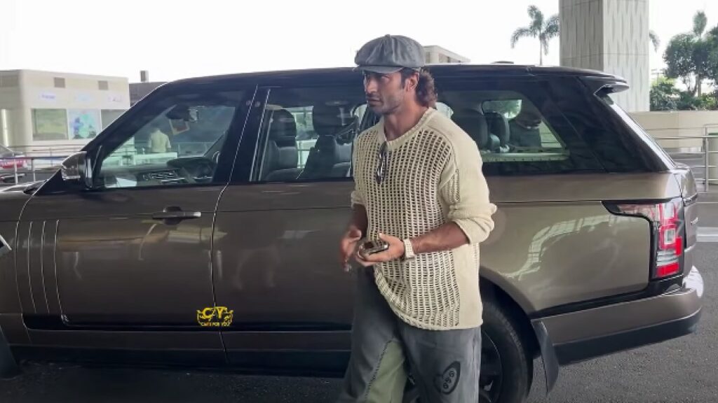 Vidyut Jammwal in his Range Rover Vogue