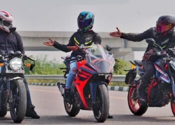 2024 KTM Duke 390 vs RE Continental GT vs KTM RC390 Drag Race