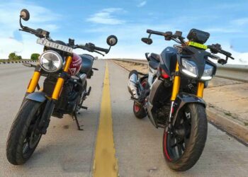 Triumph Speed 400 vs TVS Apache RTR310 Drag Race