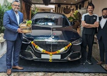 Anil Kapoor Mercedes Maybach S580 Delivery