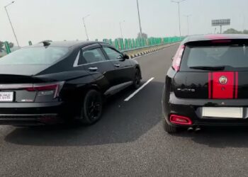 Hyundai Verna vs Fiat Punto Abarth Drag Race