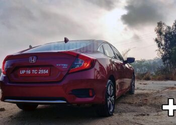 new honda civic india rear three quarters