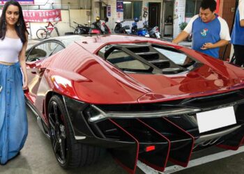 shraddha kapoor lamborghini huracan