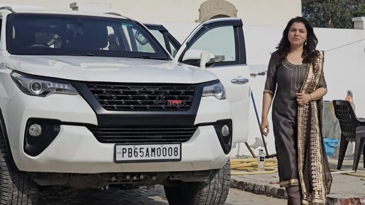 Indian Vlogger Details Sidhu Moosewala Bulletproof Toyota Fortuner