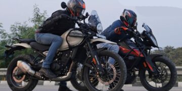 New RE Himalayan 452 vs KTM Adventure 390 Drag Race