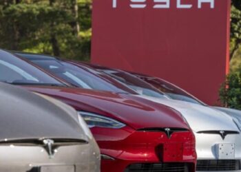 Tesla Cars Recalled in USA for AutoPilot