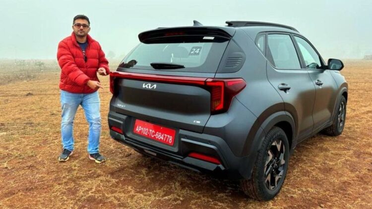 2024 kia sonet facelift review carblogindia Yatharth chauhan