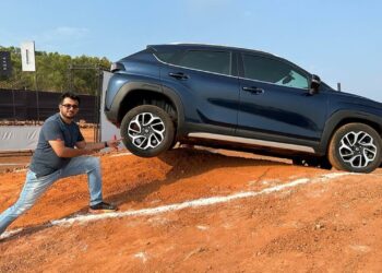 Maruti Fronx Review Yatharth Chauhan CarBlogINdia