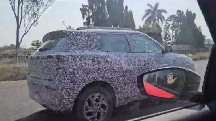 Mahindra Xuv300 Facelift Spied Testing