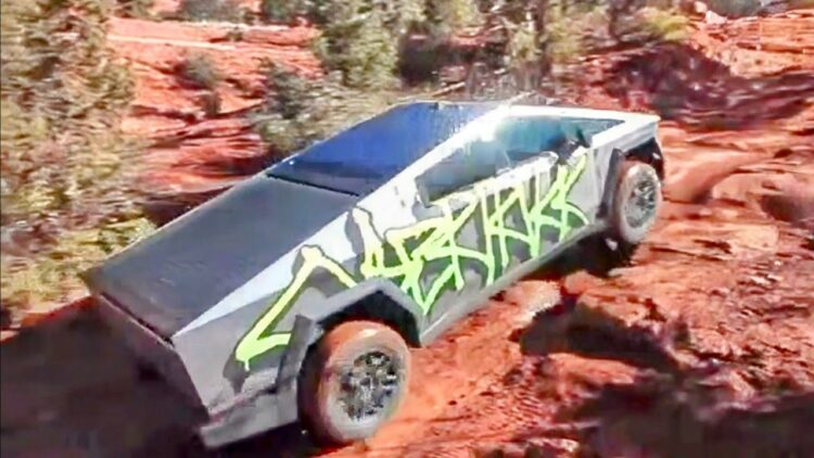 Multiple Tesla Cybertrucks Off roading Sequoia National Forest