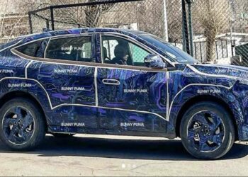 upcoming mahindra electric suv side profile 1