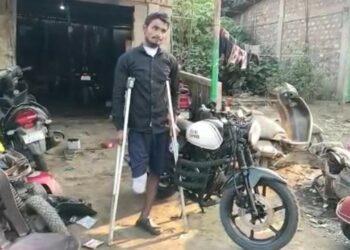 youth loses leg accident modified Bajaj pulsar 180 to royal Enfield bullet