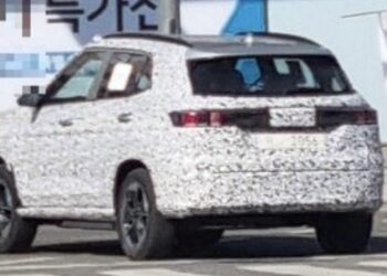 2024 Hyundai Creta Facelift Electric Version Spy Pic Rear Three Quarters