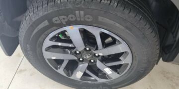 Tata Harrier Jet Edition Paint Alloys Peeling Off