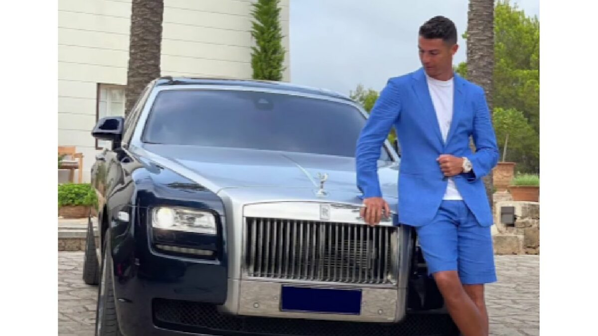 Cristiano Ronaldo with his Rolls Royce Ghost
