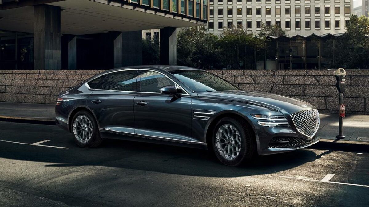 Genesis G80 Luxury Sedan Side Profile