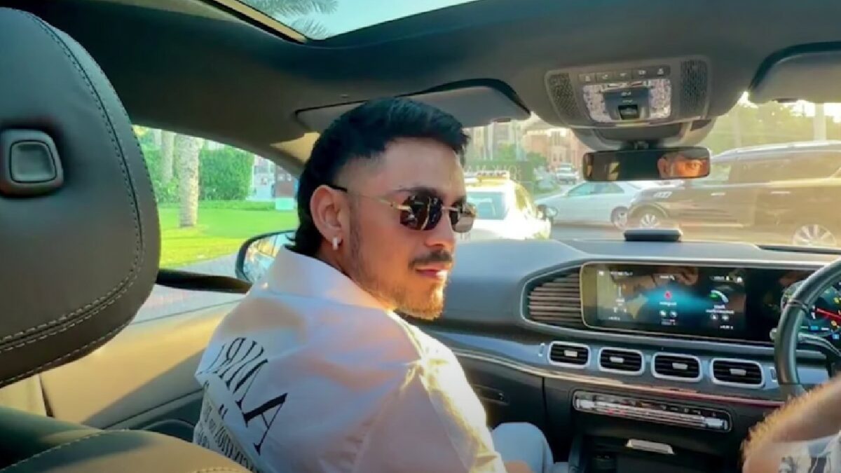 Mercedes-Benz GLS 400d of Ishan Kishan